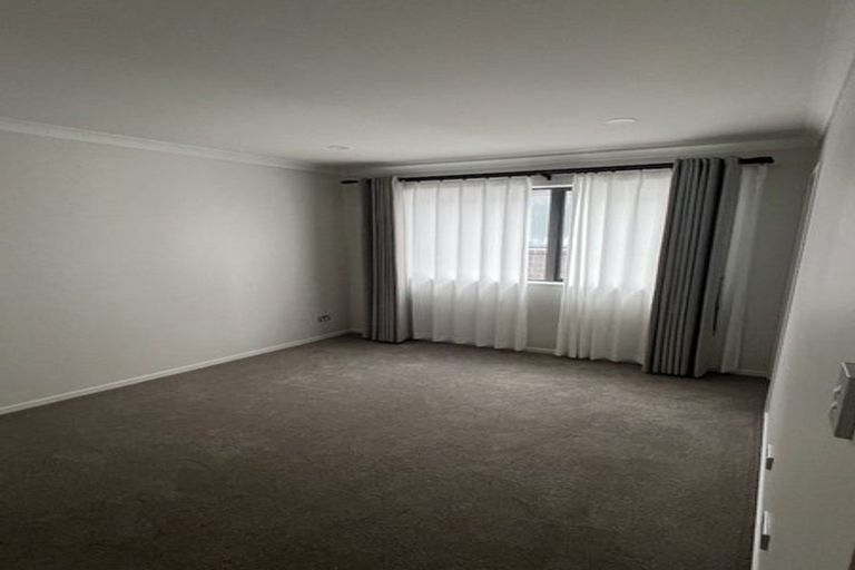 Photo of property in 35a Ksenia Drive, Flat Bush, Auckland, 2019