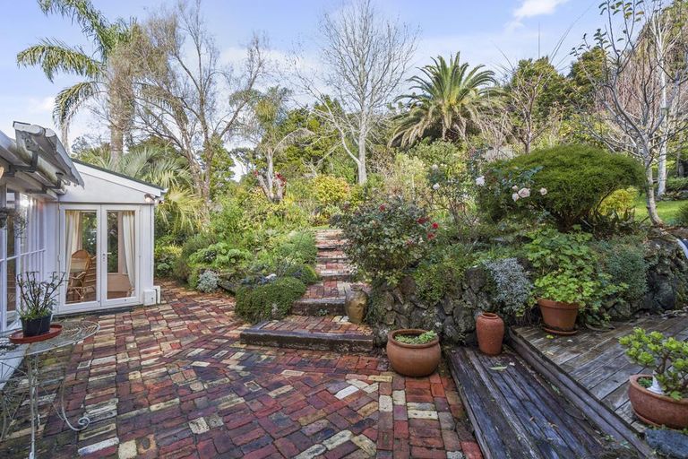 Photo of property in 773 South Titirangi Road, Titirangi, Auckland, 0604