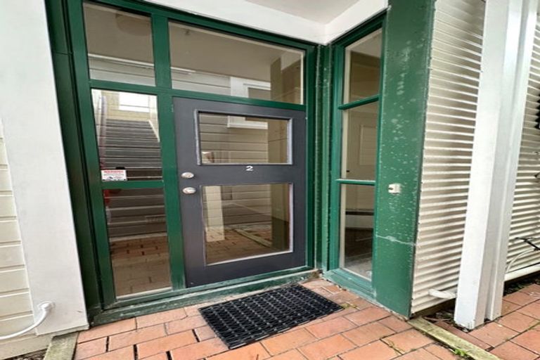 Photo of property in 117 Brougham Street, Mount Victoria, Wellington, 6011
