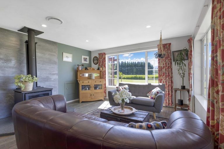 Photo of property in 267 Ashworths Road, View Hill, Oxford, 7495