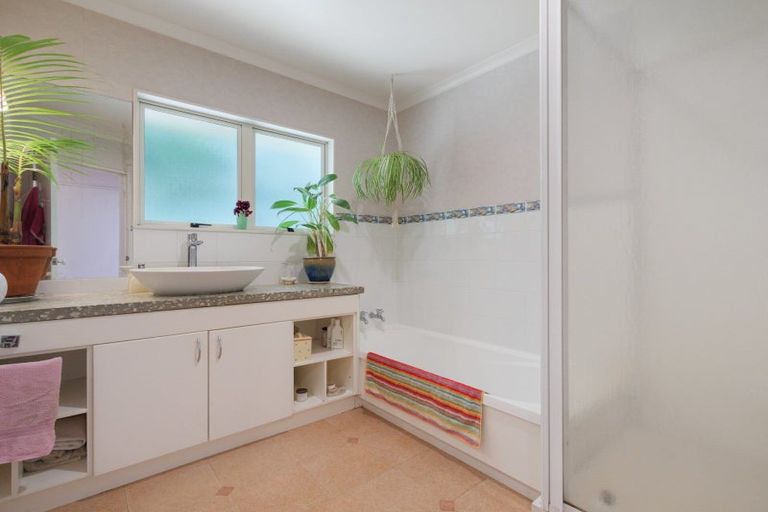 Photo of property in 176 Carlton Street, Bellevue, Tauranga, 3110