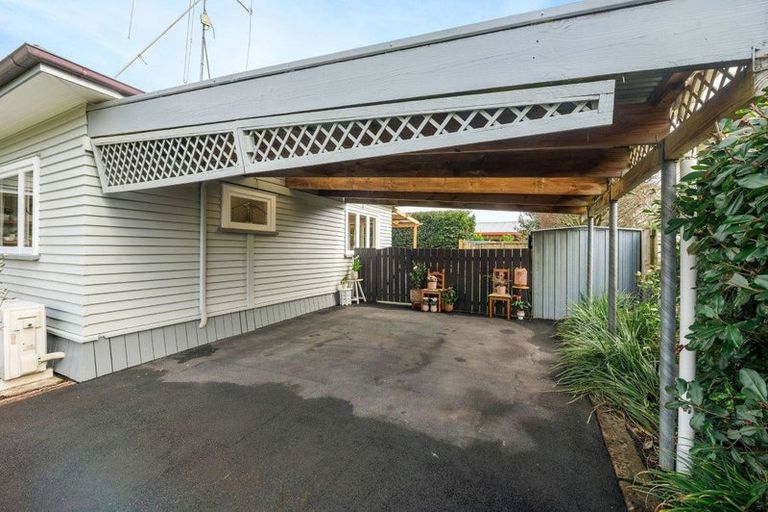 Photo of property in 25 Casey Avenue, Fairfield, Hamilton, 3214