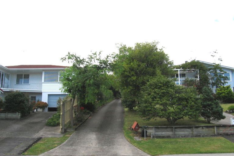 Photo of property in 40 Alton Avenue, Hillcrest, Auckland, 0627