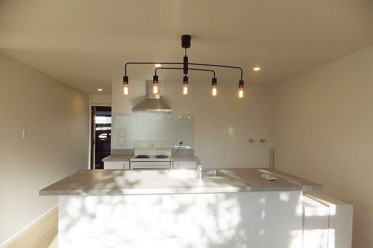 Photo of property in 37 Hillier Place, Spreydon, Christchurch, 8024