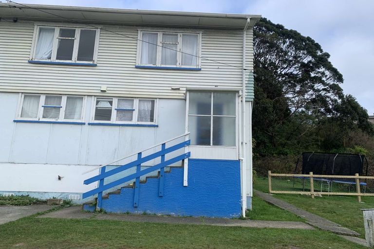 Photo of property in 62- 64 Hampshire Street, Cannons Creek, Porirua, 5024