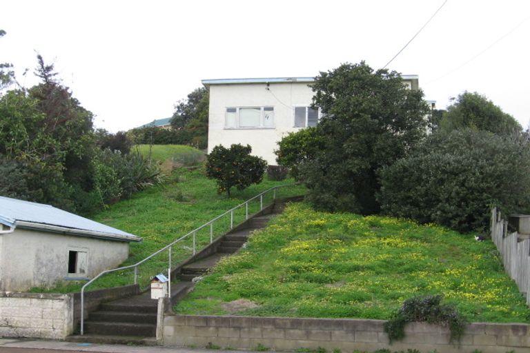 Photo of property in 15 Awaroa Road, Helensville, 0800
