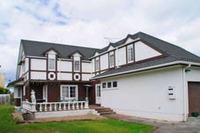 Photo of property in 11a Milton Road, Orewa, 0931