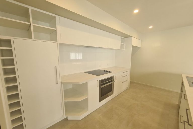 Photo of property in 5 Hamlett Drive, Woodend, 7610