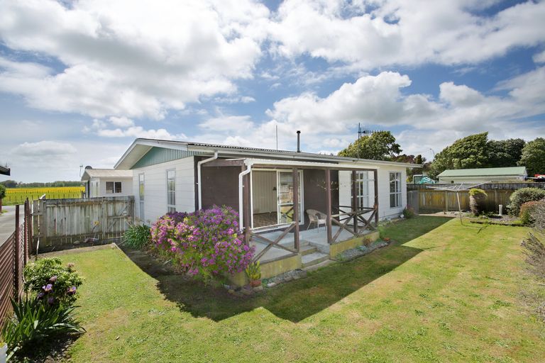 Photo of property in 5a Flygers Line, Milson, Palmerston North, 4414