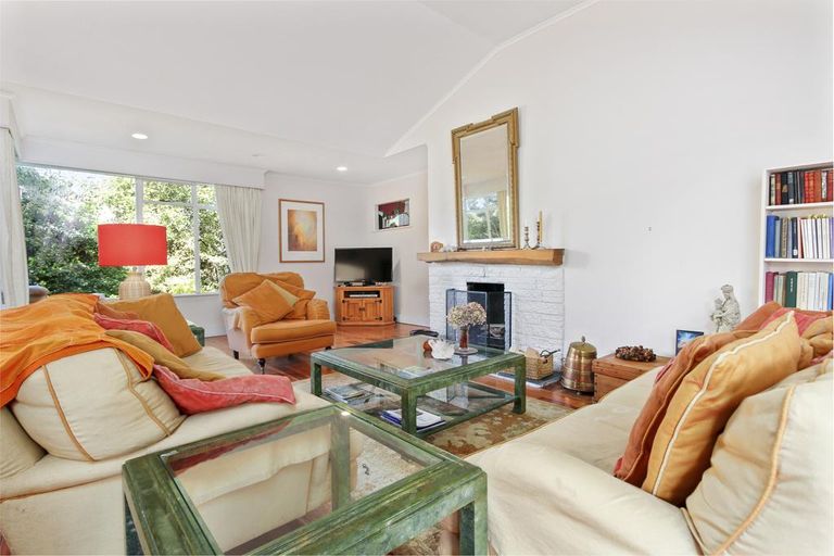 Photo of property in 773 South Titirangi Road, Titirangi, Auckland, 0604