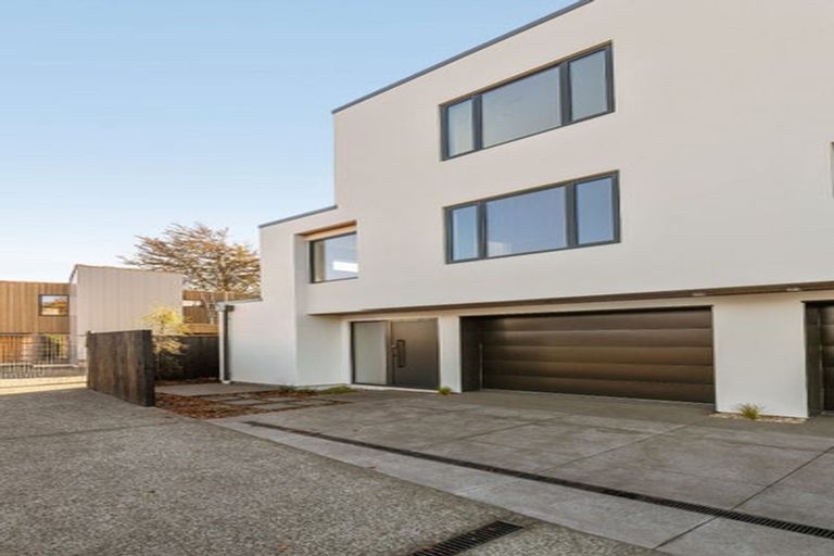 Photo of property in 3/11 Carlton Mill Road, Merivale, Christchurch, 8014