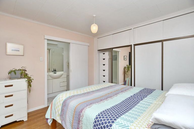 Photo of property in 53 Philpotts Road, Mairehau, Christchurch, 8052