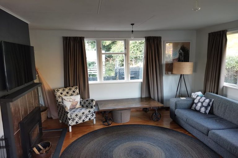 Photo of property in 8 Shelley Street, Titahi Bay, Porirua, 5022