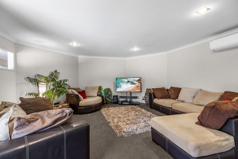 Photo of property in 30 Matene Place, Papamoa Beach, Papamoa, 3118