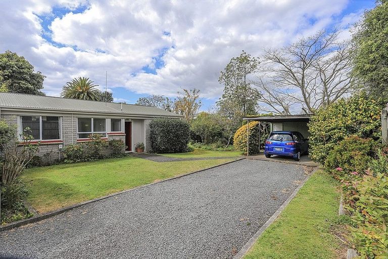 Photo of property in 138 Welcome Bay Road, Welcome Bay, Tauranga, 3112