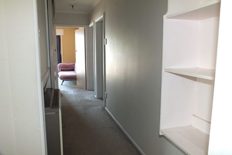 Photo of property in 21 Blankney Street, Hornby, Christchurch, 8042