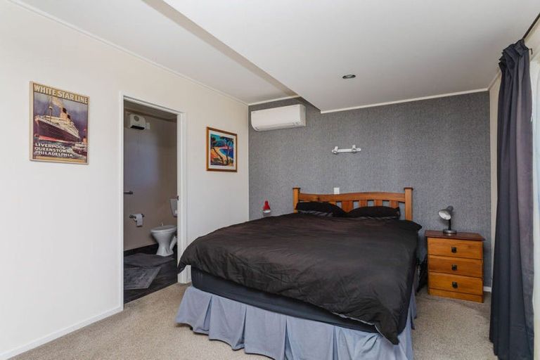 Photo of property in 45 Guy Street, Dannevirke, 4930