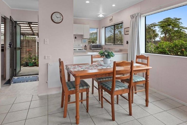 Photo of property in 2/8 Goodwin Street, Onerahi, Whangarei, 0110