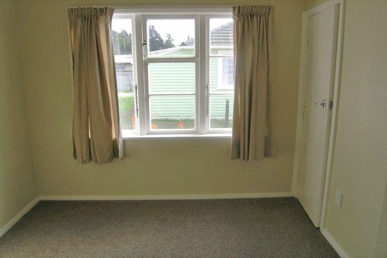 Photo of property in 54 Main Road, Wainuiomata, Lower Hutt, 5014