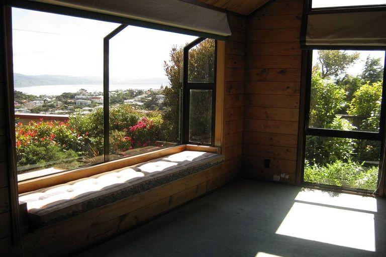 Photo of property in 13 Nebraska Way, Brooklyn, Wellington, 6021