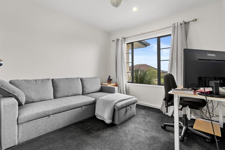 Photo of property in 51 Rathmar Drive, Manurewa, Auckland, 2105