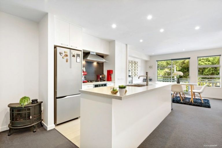 Photo of property in 14c Crieff Street, Northland, Wellington, 6012