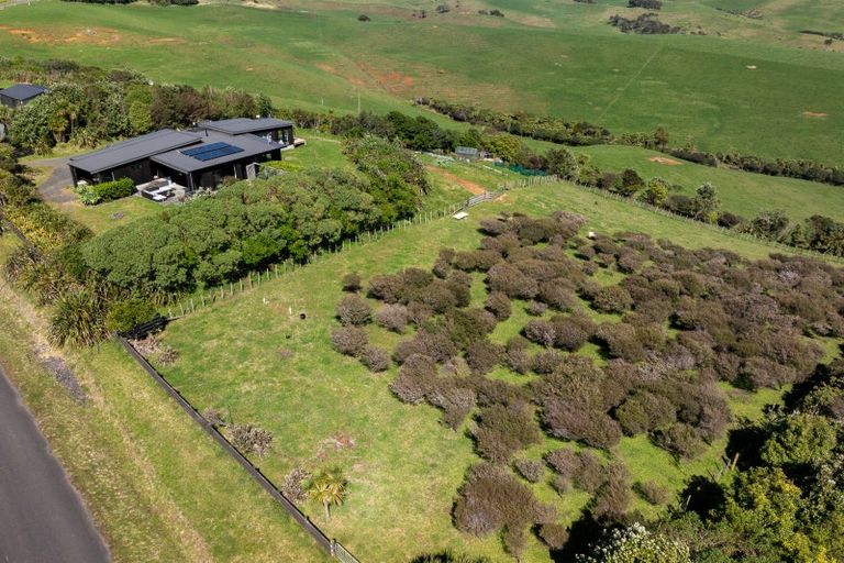 Photo of property in 176 Maungatawhiri Road, Raglan, 3295