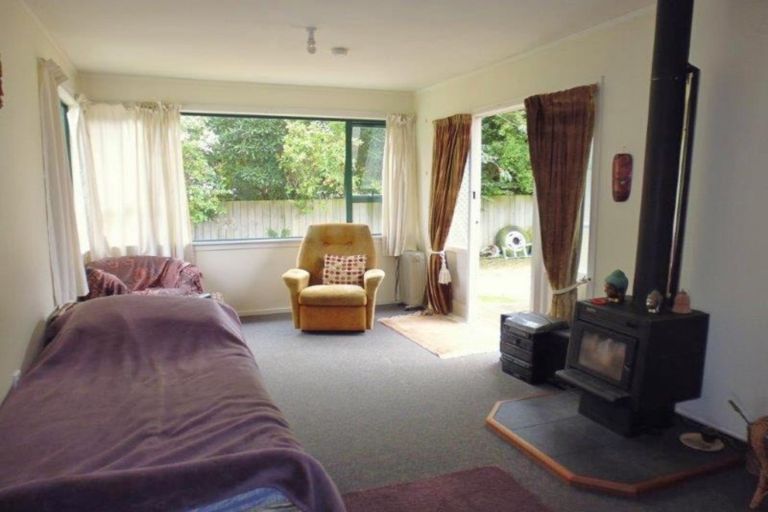 Photo of property in 18 Mclean Street, Woodville, 4920