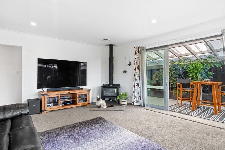 Photo of property in 17 Forbes Road, Foxton Beach, Foxton, 4815