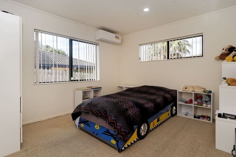 Photo of property in 7 San Vito Place, Henderson, Auckland, 0612