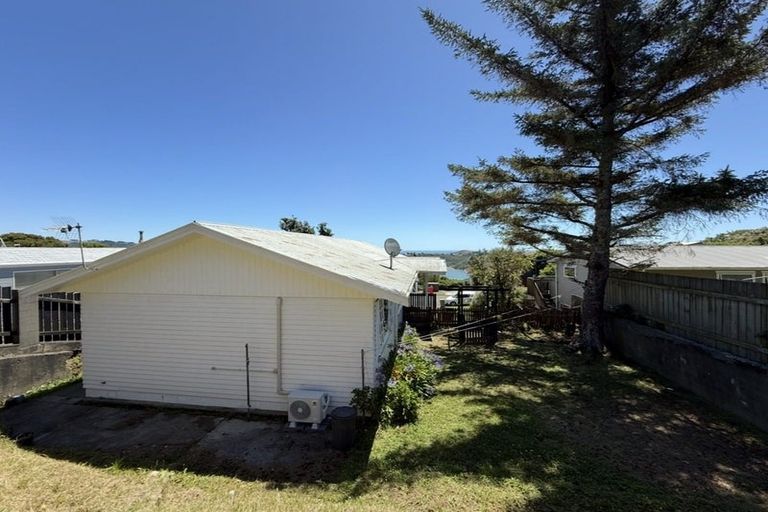 Photo of property in 117 Conclusion Street, Ascot Park, Porirua, 5024