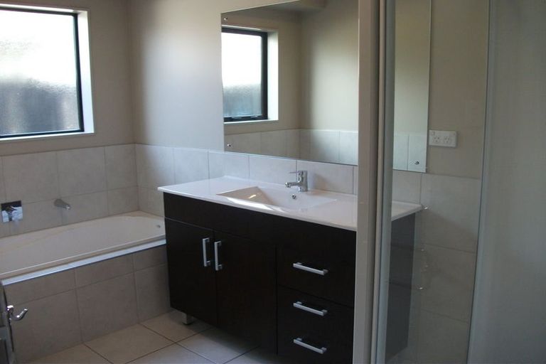 Photo of property in 8 Citron Court, Flat Bush, Auckland, 2016