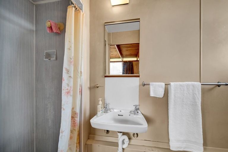 Photo of property in 205 South Road, Spotswood, New Plymouth, 4310