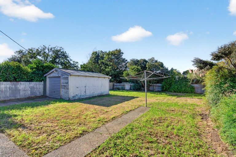 Photo of property in 176 High Street North, Carterton, 5713