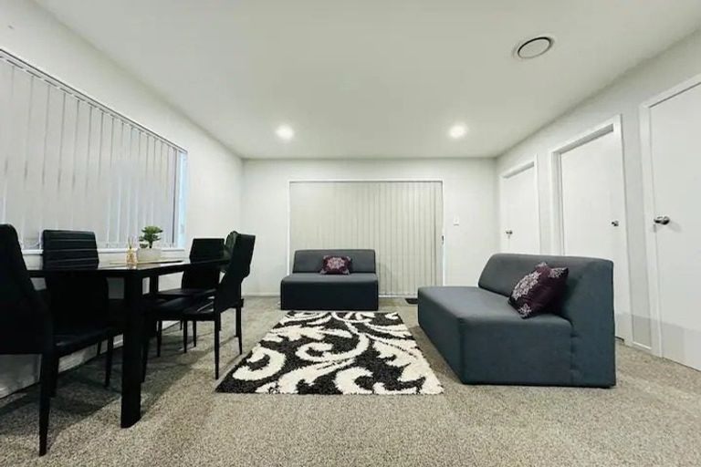 Photo of property in 16 Leith Court, Papatoetoe, Auckland, 2104