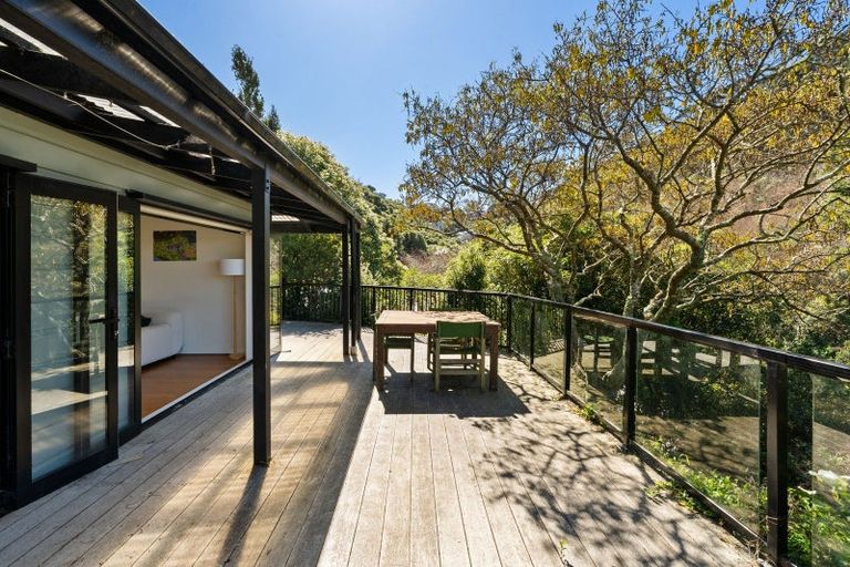 Photo of property in 6 Irvine Street, Aro Valley, Wellington, 6012