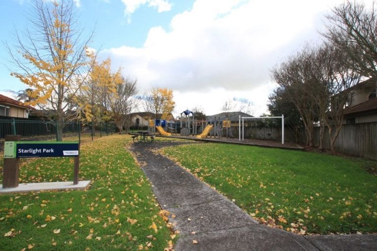 Photo of property in 21 Starlight Cove, Hobsonville, Auckland, 0618