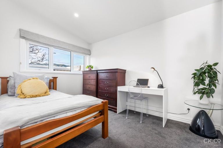 Photo of property in 82 Knights Road, Hutt Central, Lower Hutt, 5010