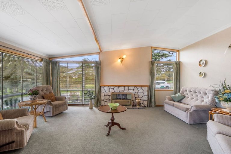 Photo of property in 100 Perth Street, Holmes Hill, Oamaru, 9401
