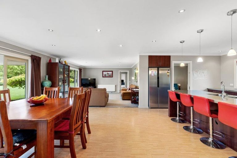 Photo of property in 28 Devine Drive, Rolleston, Christchurch, 7678