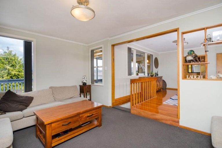 Photo of property in 246 Don Buck Road, Massey, Auckland, 0614