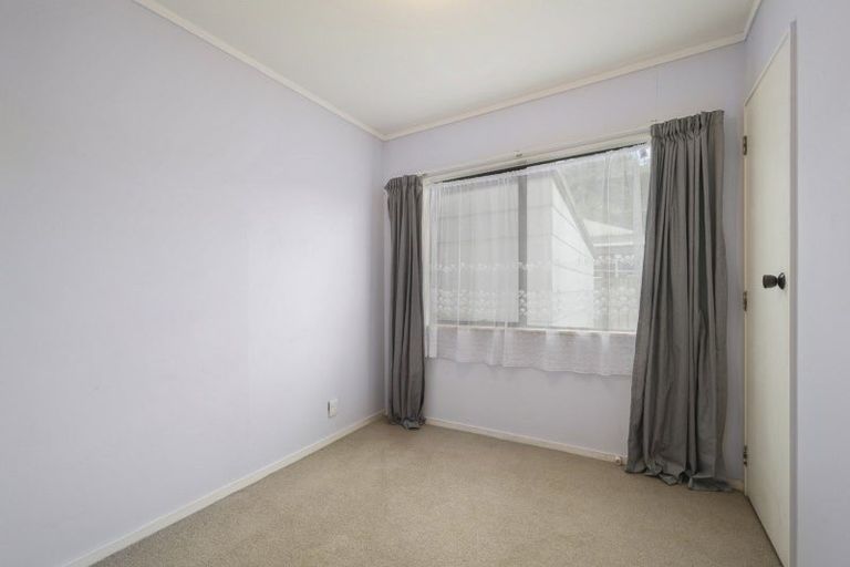 Photo of property in 15a Beech Place, Owhata, Rotorua, 3010