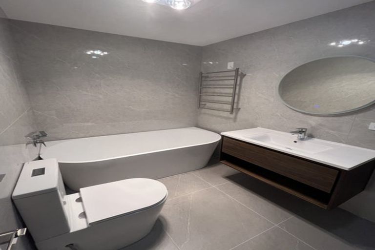 Photo of property in 1 Ahunga Road, Karaka, Papakura, 2113