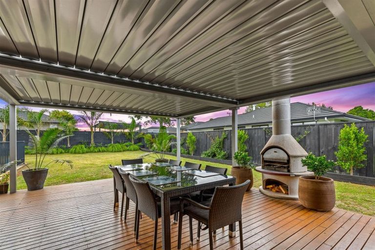 Photo of property in 46 Kaipara Portage Road, Riverhead, 0820