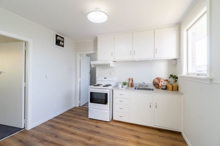 Photo of property in 3/225 Edgeware Road, Edgeware, Christchurch, 8013