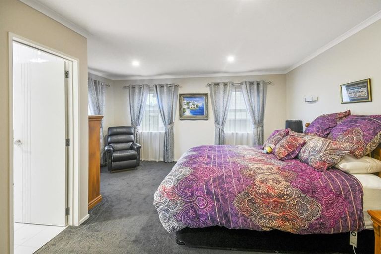 Photo of property in 51 Castlederg Drive, Flat Bush, Auckland, 2019