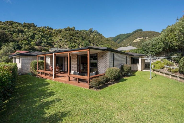Photo of property in 14 Farleigh Street, Atawhai, Nelson, 7010