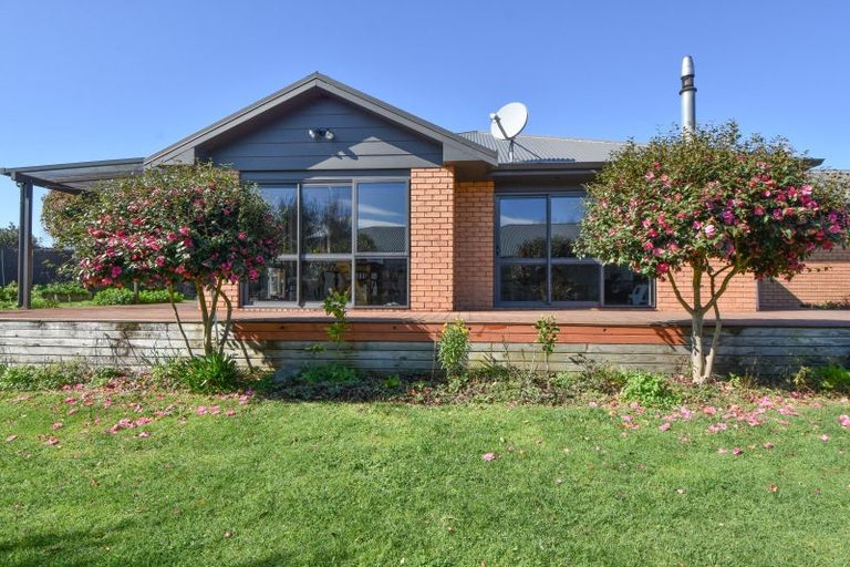 Photo of property in 10 Rexwood Estate, Carterton, 5713