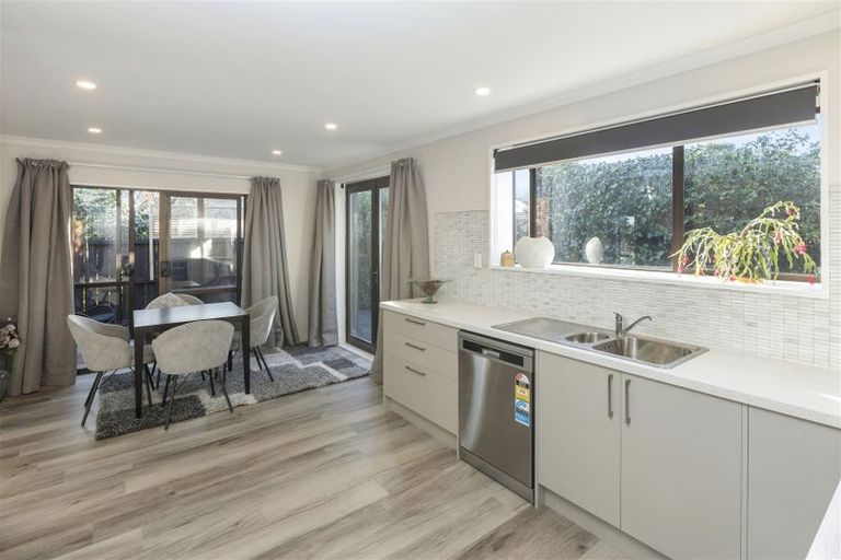 Photo of property in 2 Manuka Street, Mairehau, Christchurch, 8013