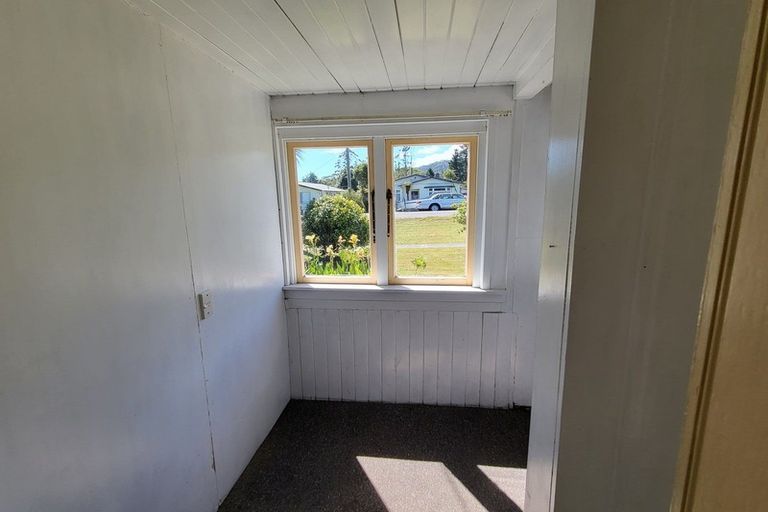 Photo of property in 23 Inverness Street, Dunollie, Runanga, 7803